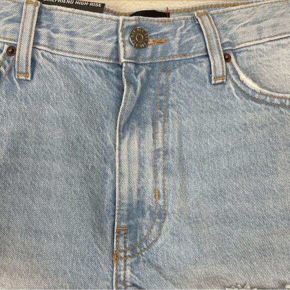 BDG New! Girlfriend High Rise Shorts Light Wash Denim Distressed Summer 27 - Picture 5 of 11